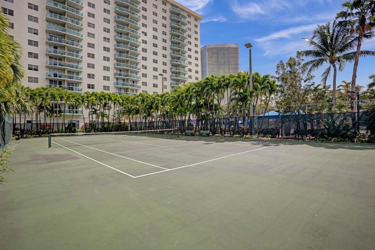 Ocean Reserve Condominium マイアミビーチ エクステリア 写真