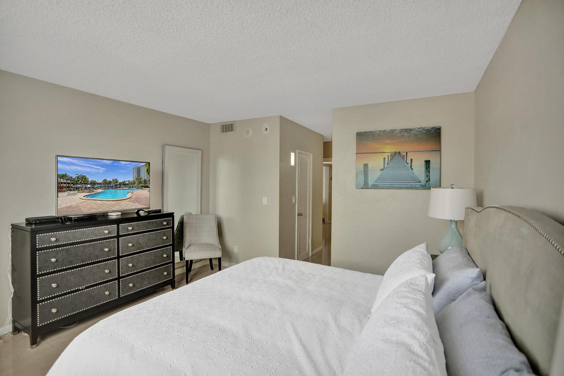 Ocean Reserve Condominium マイアミビーチ 部屋 写真