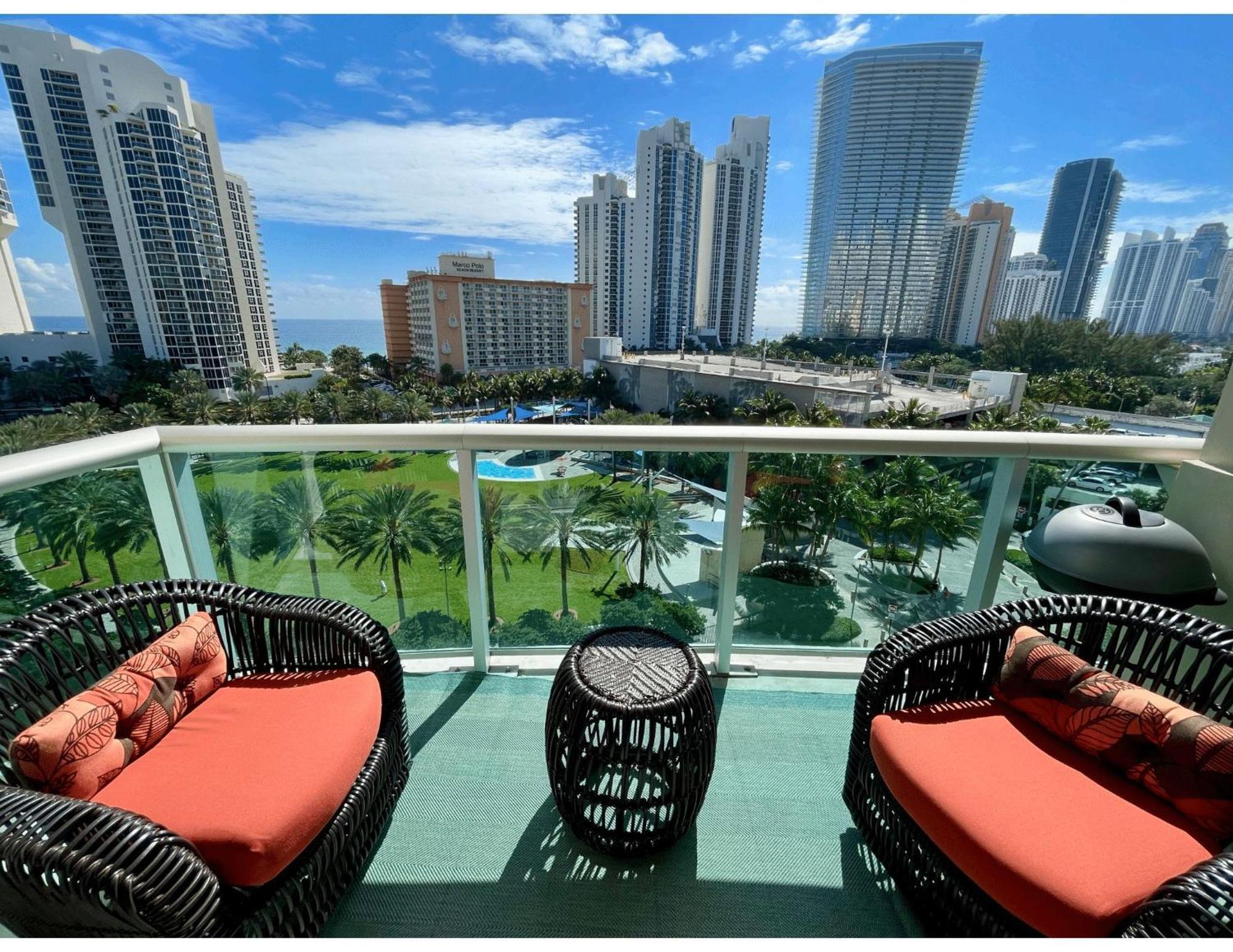 Ocean Reserve Condominium マイアミビーチ 部屋 写真